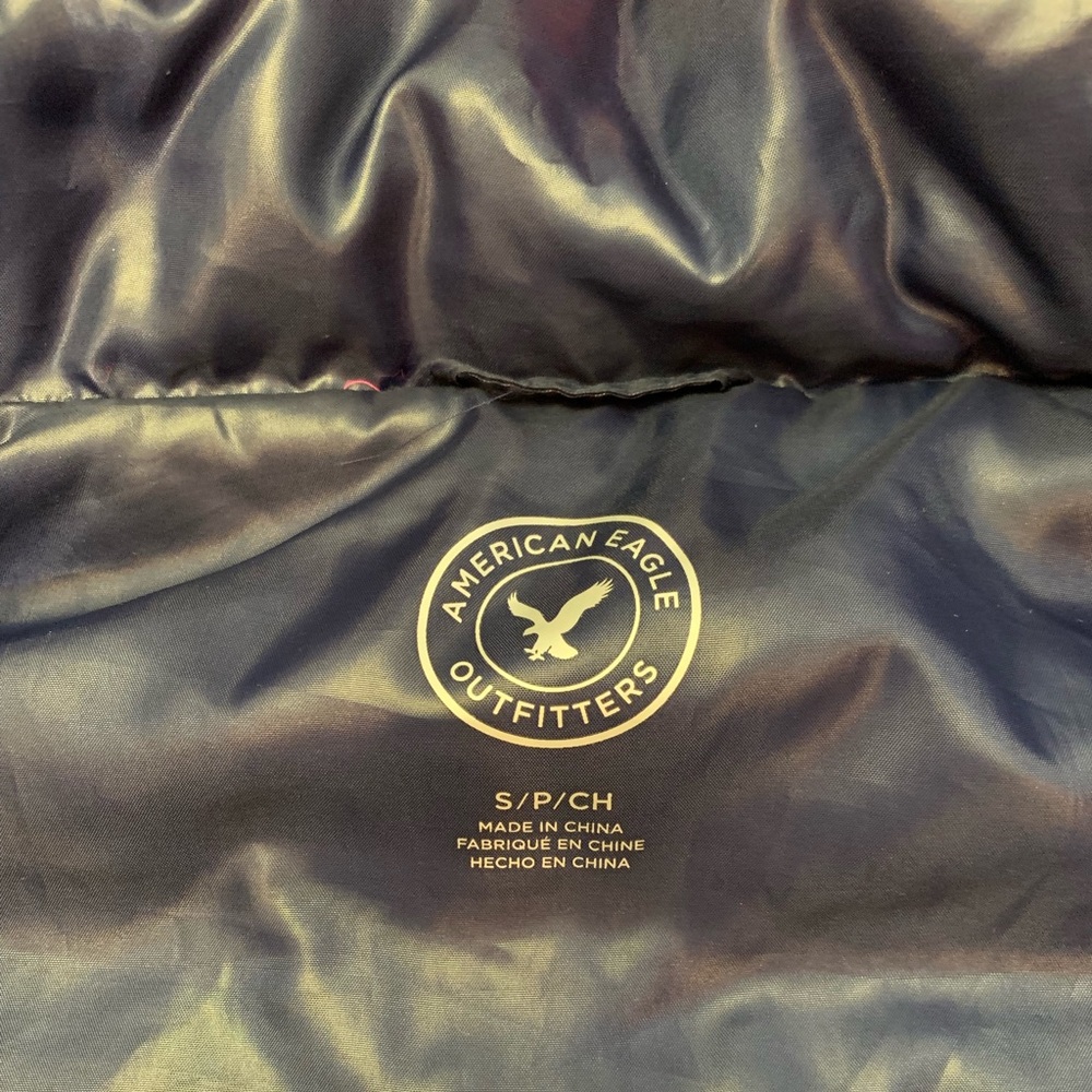 AMERICAN EAGLE OUTFITTERS PINK PUFFER VEST - Picture 4 of 4